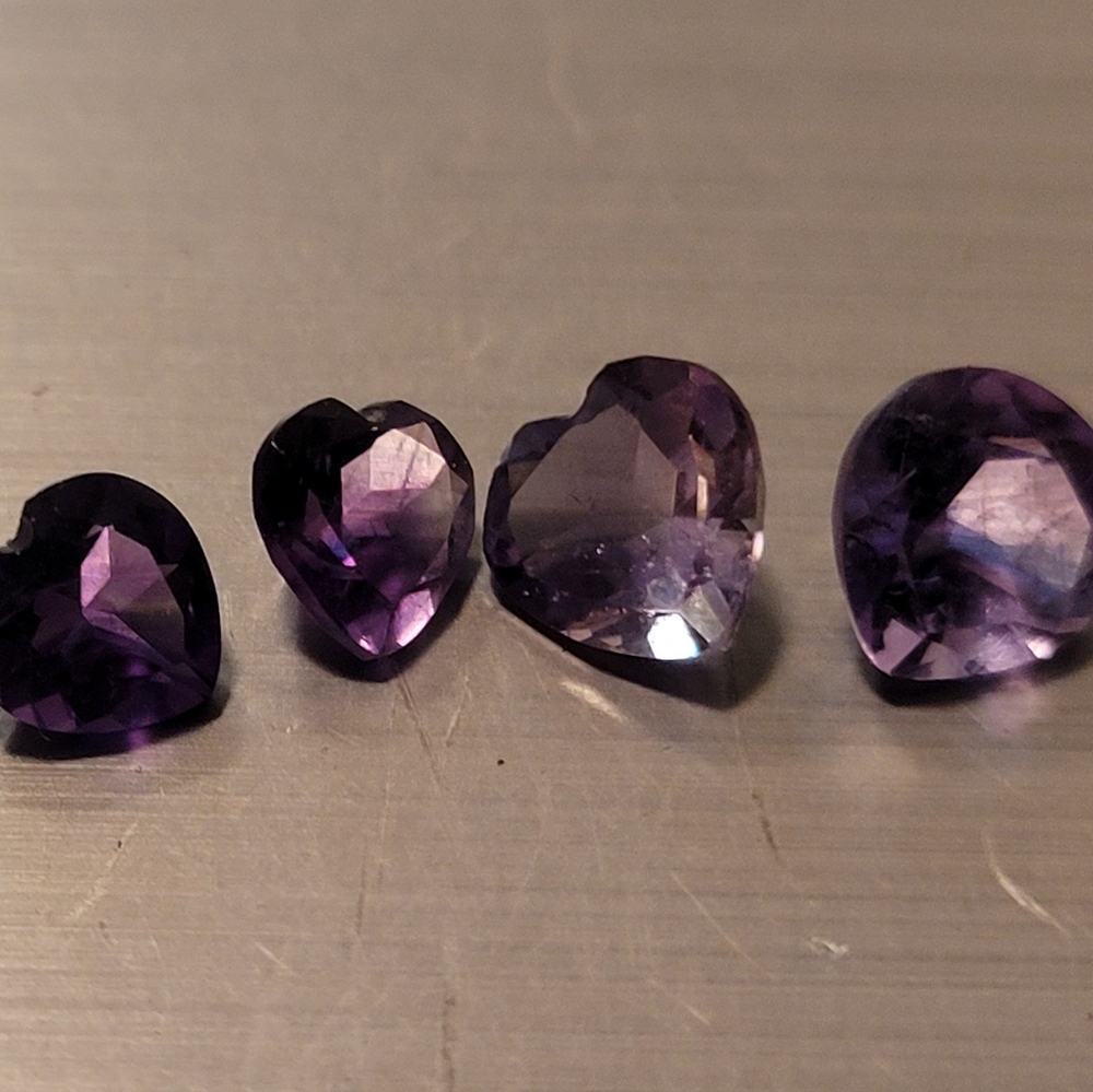 Chic Purple Heart Gemstone Ring - image 7